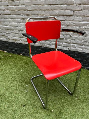 4 Gispen 201xl eetkamer stoelen rood+blauw+groen+geel beschikbaar voor biedingen