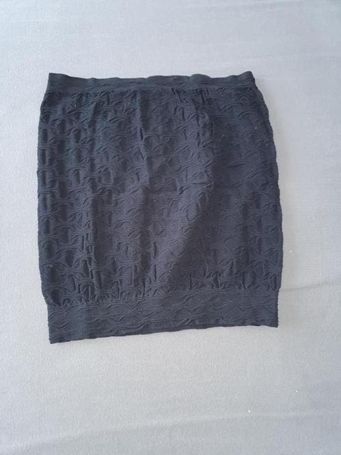 Zwarte rok maat M  *v6, Kleding | Dames, Rokken, Zo goed als nieuw, Maat 38/40 (M), Zwart, Boven de knie, Ophalen of Verzenden