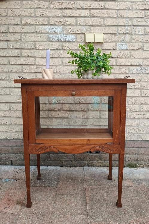 10. Schitterend vintage theekastje met heldere geslepen ster, Huis en Inrichting, Kasten | Vitrinekasten, Gebruikt, Minder dan 100 cm