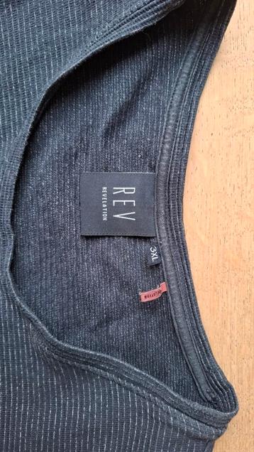 Blauw shirt xxl Revelation beschikbaar voor biedingen