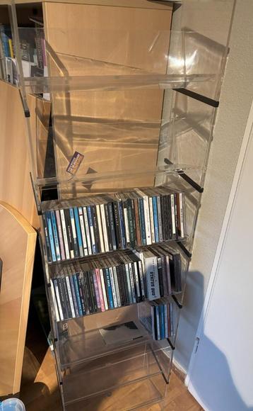 CD rek beschikbaar voor biedingen