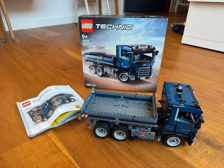 LEGO Technic Vrachtwagen met Kiepfunctie (42203), Kinderen en Baby's, Speelgoed | Bouwstenen, Zo goed als nieuw, Overige merken