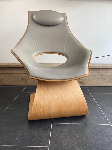 Carl Hansen Dream Chair , eiken grijs leder, Carl Hansen, Design, 75 tot 100 cm, Ophalen of Verzenden