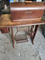 Antieke Singer Naaimachine met Tafel, Ophalen