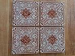 4 antieke gevel tegels bruin wit geometrisch, Ophalen