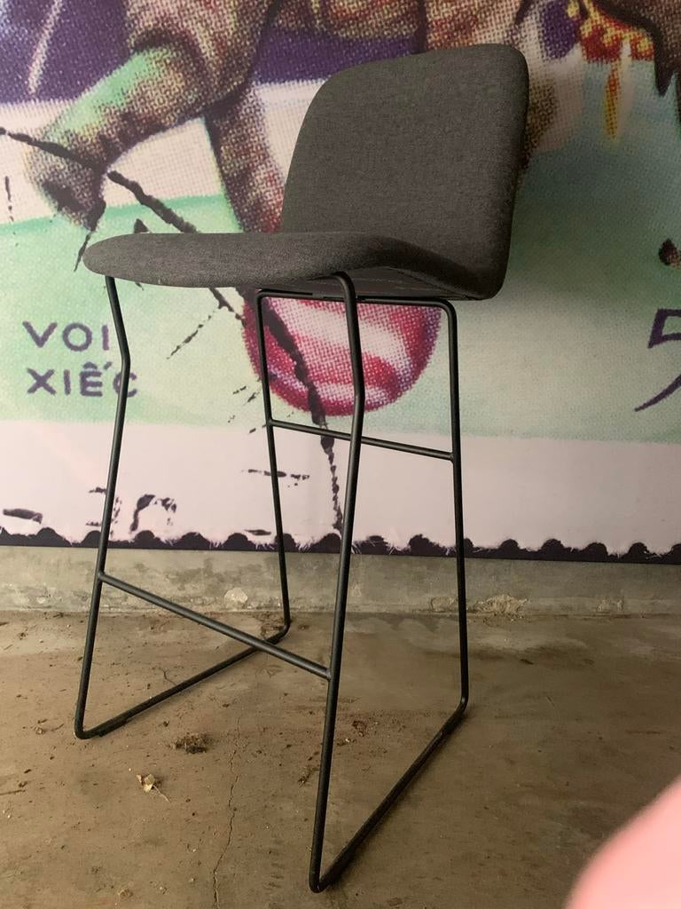 Mooie Spionq Barkruk - Showroommodel, Ophalen, Met voetsteun, 60 tot 90 cm, Zo goed als nieuw