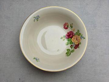 Diepe schaal oud rozen gebloemd  beschikbaar voor biedingen