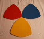 6 leuke driehoekige borden in 3 kleuren. Dudson Artisan?, Ophalen of Verzenden, Zo goed als nieuw, Overige stijlen, Bord(en)