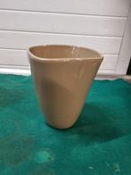 bloempot taupe porselein, Ophalen of Verzenden, 'T Olde Gre-j, Info@toldegrej.nl, Endepoelstraat 20f Didam