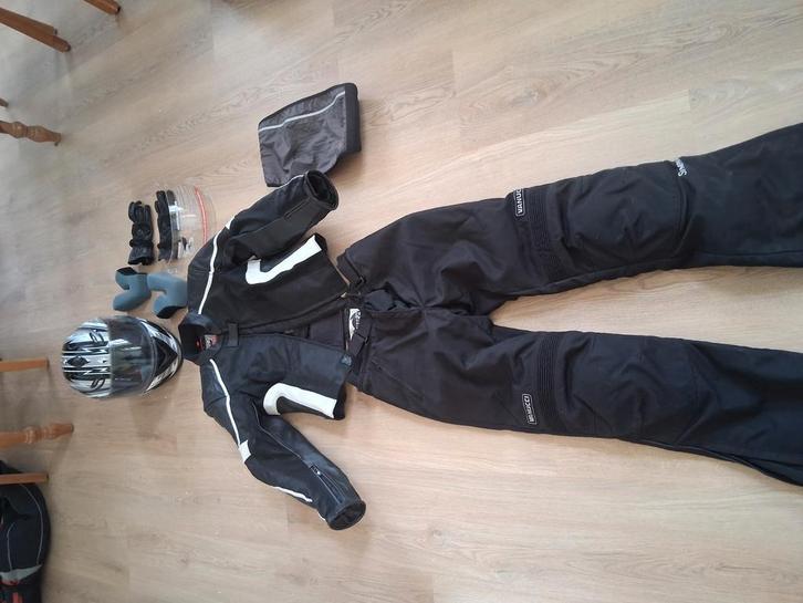 Complete set motorkleding Dames maat 36 in nieuwstaat, Motoren, Kleding | Motorkleding, Combipak, Dames, Tweedehands, Ophalen of Verzenden