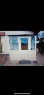 Klompenhok/aanbouw, Tuin en Terras, Ophalen, Kunststof, Gebruikt, 3 ramen of meer