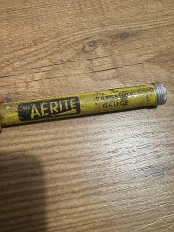 Aerite bandenspanningsmeter beschikbaar voor biedingen