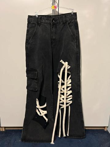 Black Lace-Up Pants – Size M (Short Length) beschikbaar voor biedingen