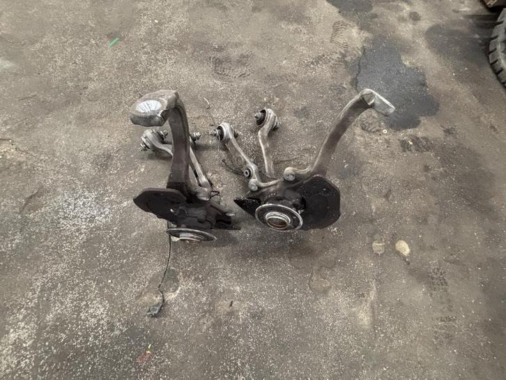 Wielophanging W213 E Klasse Links en Rechts, Auto-onderdelen, Ophanging en Onderstel, Mercedes-Benz, Gebruikt, Ophalen of Verzenden