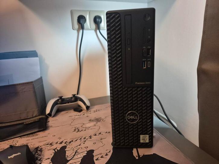 Dell Precision 3440 + Dell P2415 Monitor, Computers en Software, Desktop Pc's, Ophalen of Verzenden