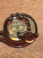 Efteling jubileum pin 10 jaar Villa Volta, Verzamelen, Efteling, Ophalen of Verzenden, Zo goed als nieuw, Button of Speldje