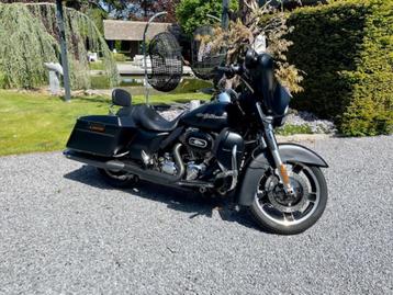 Harley Davidson FLHX Street Glide beschikbaar voor biedingen