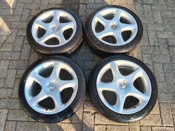 Set 4 x 100 OZ lichtmetaal 17inch 215 45 17 Swift 7,5j et 35 beschikbaar voor biedingen