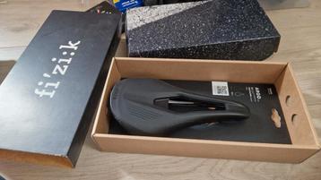 fizik vento argo r3 140mm kium rail beschikbaar voor biedingen