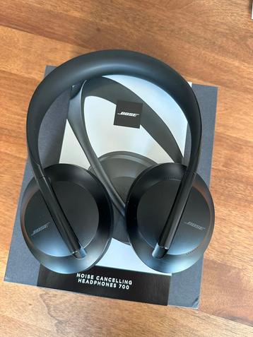 Bose Noise Cancelling Headphones 700 - nette staat beschikbaar voor biedingen