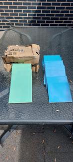 Te koop 150st gekleurde groen/blauw 15x15 Mosa wandtegels, Doe-het-zelf en Verbouw, Nieuw, Minder dan 20 cm, Minder dan 5 m², Wandtegels
