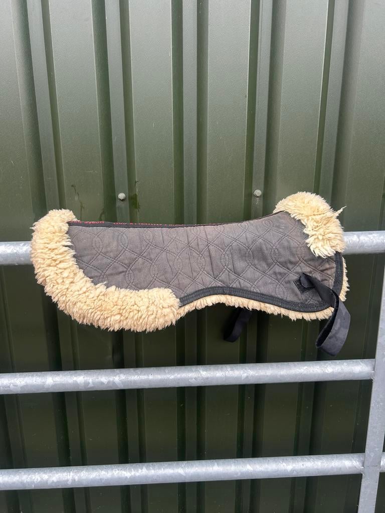 Bont onderlegger, Dieren en Toebehoren, Paarden en Pony's | Dekens en Dekjes, Ophalen, Zo goed als nieuw