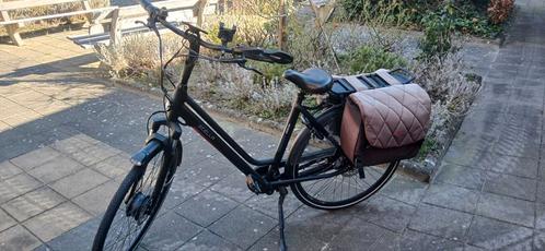 Stella Vicenza black met voorwiel motor, Fietsen en Brommers, Elektrische fietsen, Zo goed als nieuw, Overige merken, 51 tot 55 cm