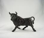 Nieuw verbronsd kunst beeld stier / rund., Antiek en Kunst, Kunst | Designobjecten, Ophalen of Verzenden