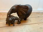 Grote Houten Olifant met Jong Houtsnijwerk, Tuin en Terras, Ophalen, Zo goed als nieuw, Hout, Dierenbeeld