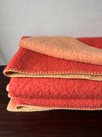 Warm Wollen Zalmroze Woondeken, Deken, Oranje Roze, Huis en Inrichting, Woonaccessoires | Plaids en Woondekens, Ophalen of Verzenden