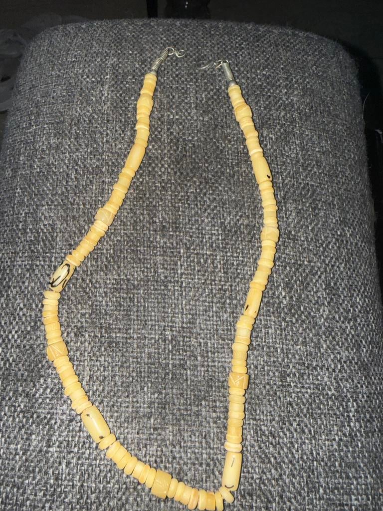 Vintage ketting ?, Sieraden, Tassen en Uiterlijk, Ophalen of Verzenden, Zo goed als nieuw, Overige materialen