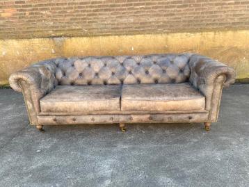 Xxl 220 breed Chesterfield stoere industriële leren bank beschikbaar voor biedingen