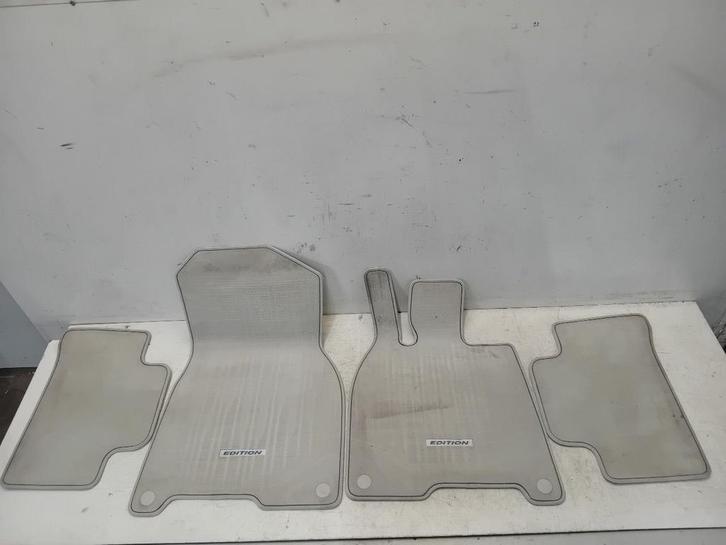Mattenset Mercedes-Benz EQ-Klasse, Auto-onderdelen, Interieur en Bekleding, Mercedes-Benz, Gebruikt, Herkomst onderdeel bekend