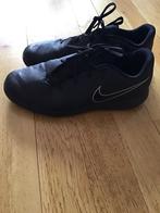 Nike Sportschoenen - Maat 37.5, Ophalen of Verzenden, Zo goed als nieuw