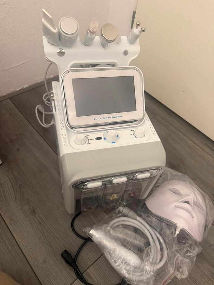 Hydrafacial gezichtsbehandeling apparaat apparatuur, Witgoed en Apparatuur, Persoonlijke-verzorgingsapparatuur, Zo goed als nieuw
