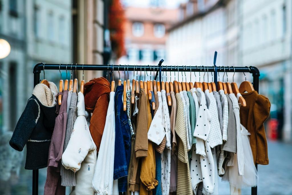 ≥ Kleding Opkoper Gezocht €0,50 per stuk! — Kinderkleding