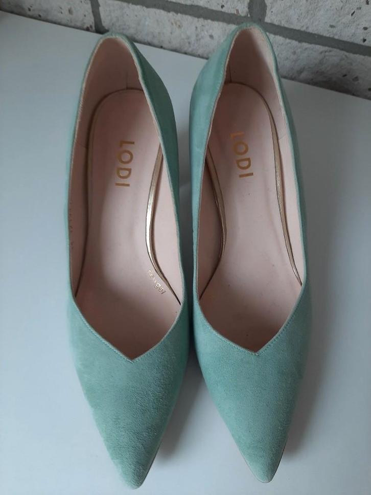 Prachtige pumps van het merk Lodi (Dejaque), Kleding | Dames, Schoenen, Nieuw, Pumps, Groen, Ophalen of Verzenden