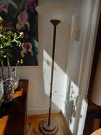 Art Deco Bauhaus design vintage vloerlamp,messing,satin glas, Ophalen, Gebruikt, Glas