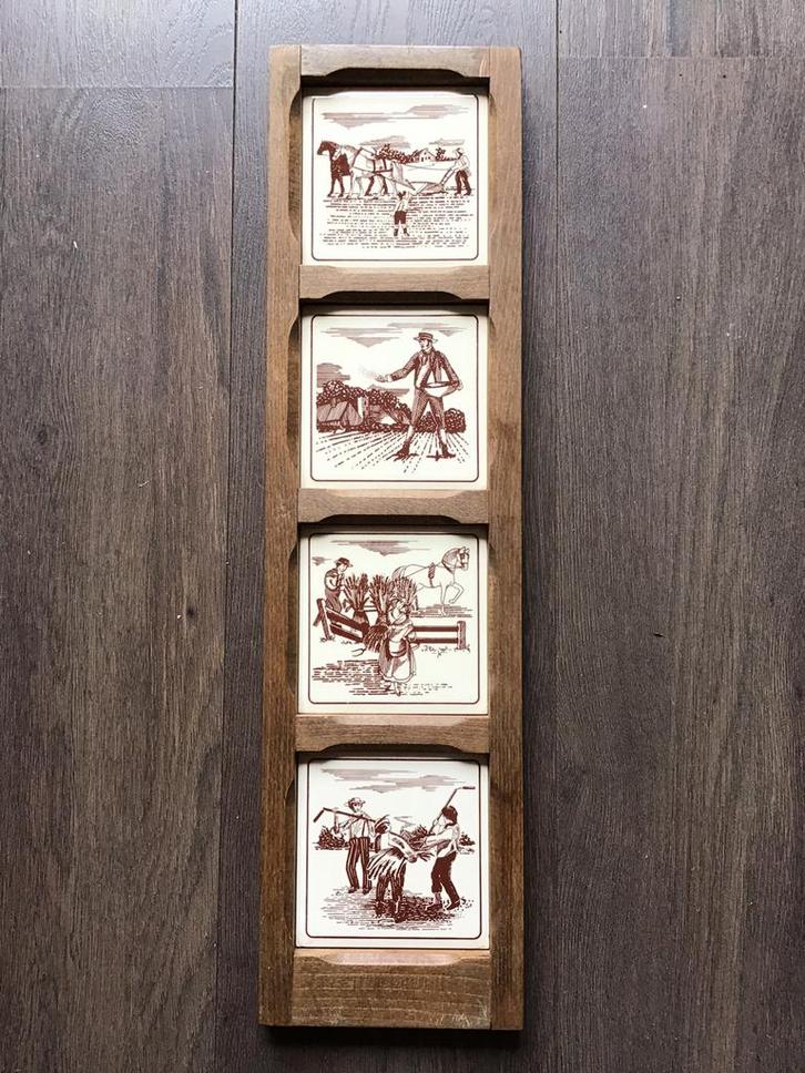 Nostalgische tegeltjes in houten lijst. 55x15 cm, Antiek en Kunst, Antiek | Wandborden en Tegels, Ophalen of Verzenden