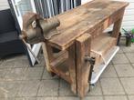 antieke werkbank hout  70 jaar oud  met 2 st bankschroeven, Ophalen