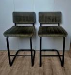 2 mooie, groene By-Boo barkrukken, Huis en Inrichting, Barkrukken, Ophalen, Met voetsteun, 60 tot 90 cm, Zo goed als nieuw