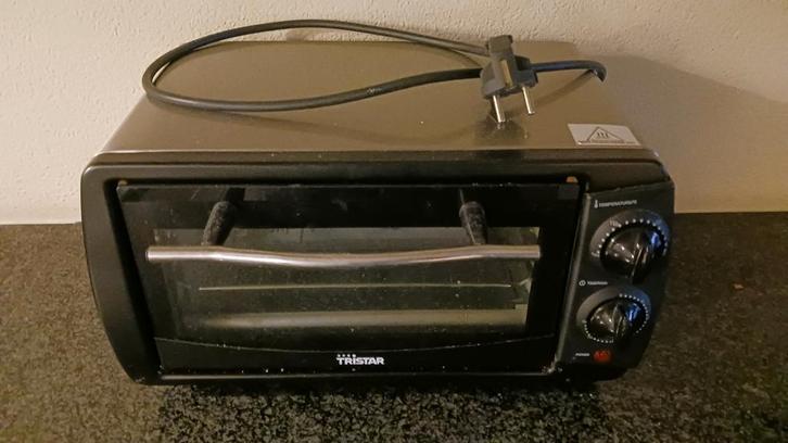 Tristar oventje voor op de camping., Caravans en Kamperen, Kampeeraccessoires, Gebruikt, Ophalen of Verzenden