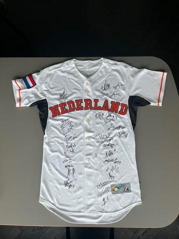 Gesigneerd wedstrijdshirt Nederlands honkbalteam beschikbaar voor biedingen