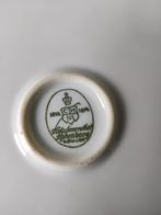 Antieke witte schalen, Ophalen