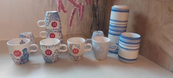 Blauw servies, borden-kommen-kopjes (eventueel nog meer), Huis en Inrichting, Keuken | Servies, Zo goed als nieuw, Bord(en), Overige stijlen