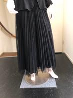 Prachtige zwarte lange rok. Tule volledig gevoerd mtL, Kleding | Dames, Overige typen, Zwart, Maat 42/44 (L), Nieuw