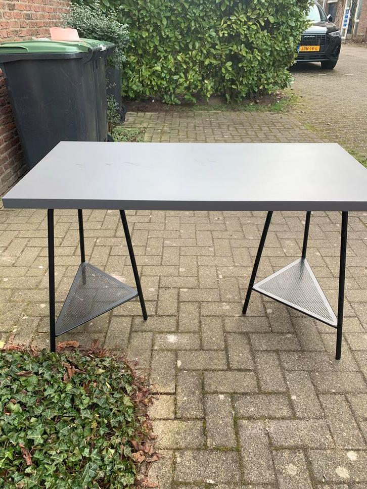 IKEA Bureau 60x120, Huis en Inrichting, Bureaus, Zo goed als nieuw, Bureau, Ophalen of Verzenden