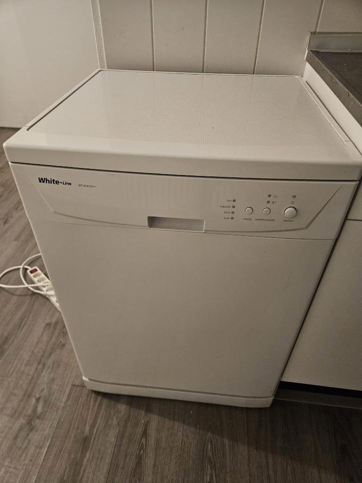 Whiteline mt-dw15 vaatwasser, Witgoed en Apparatuur, Vaatwasmachines, Gebruikt, Vrijstaand, 85 tot 90 cm, 45 tot 60 cm, 14 tot 18 liter