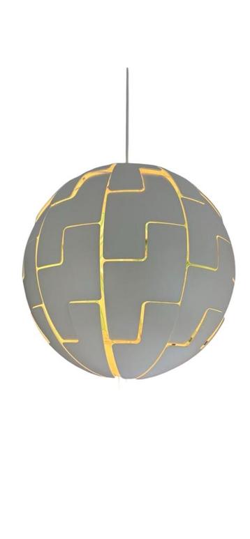 Ikea hanglamp beschikbaar voor biedingen