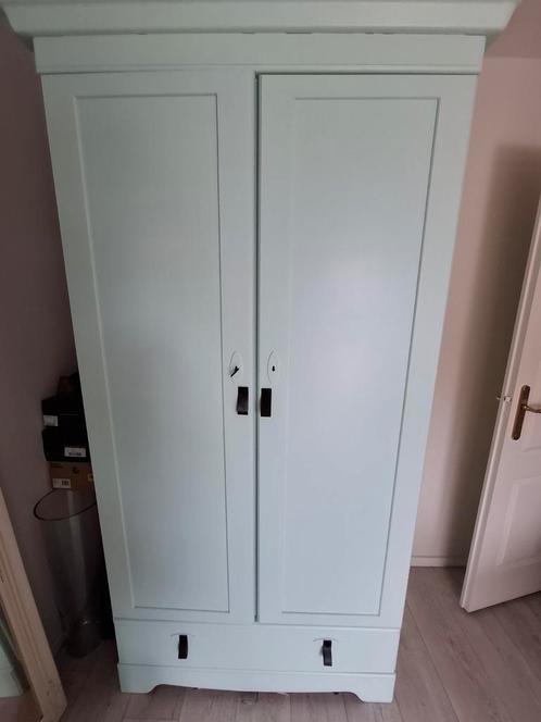 Kledingkast, Huis en Inrichting, Kasten | Kledingkasten, Zo goed als nieuw, 200 cm of meer, 50 tot 75 cm, Ophalen